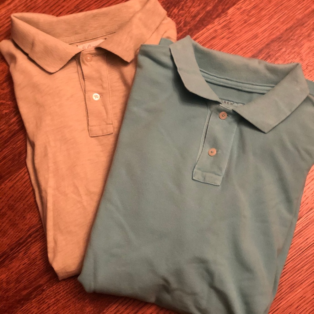 Two (2) men’s JCrew SS polos 👕 👕